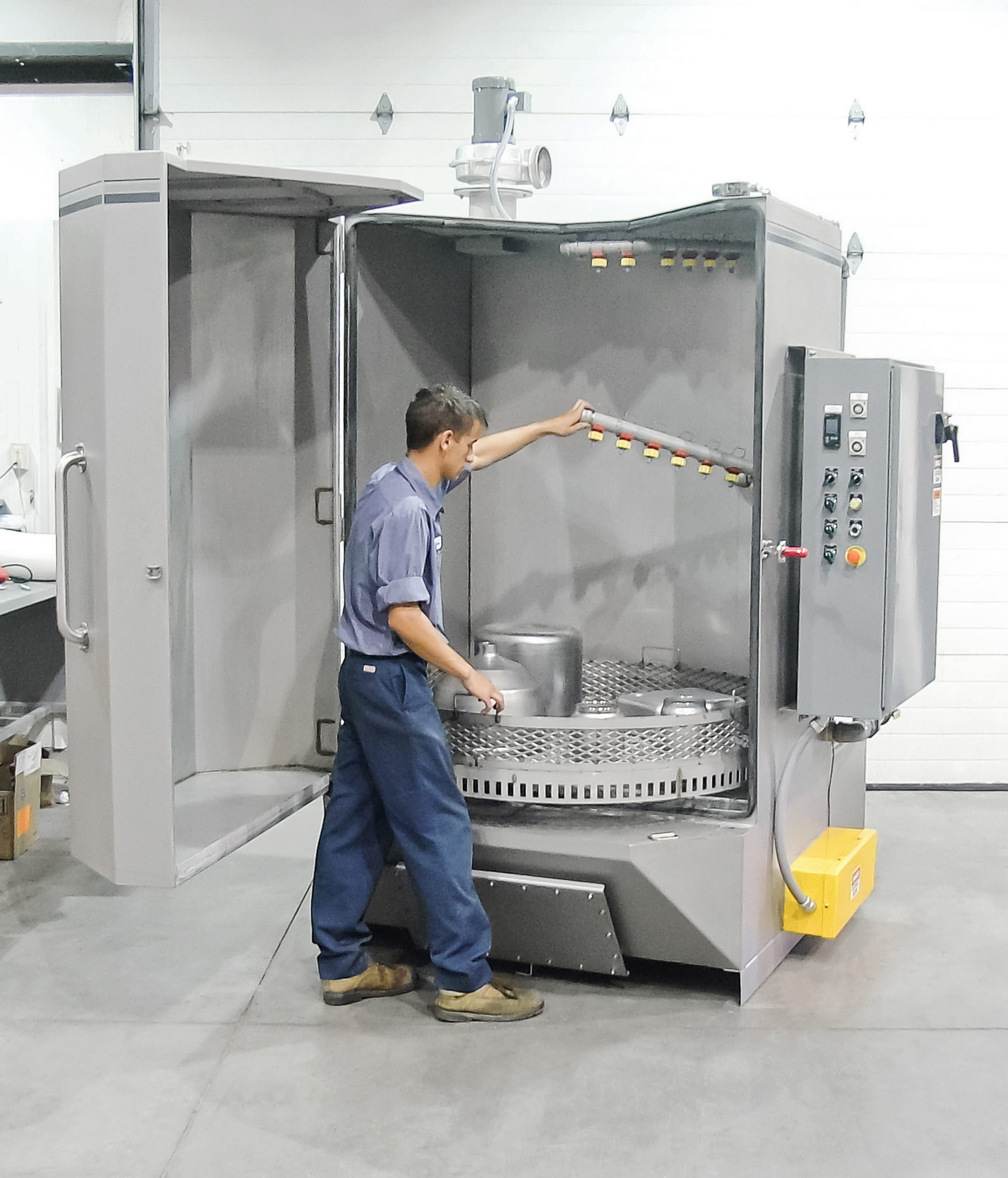 Cleaning driveline components for rebuild applications