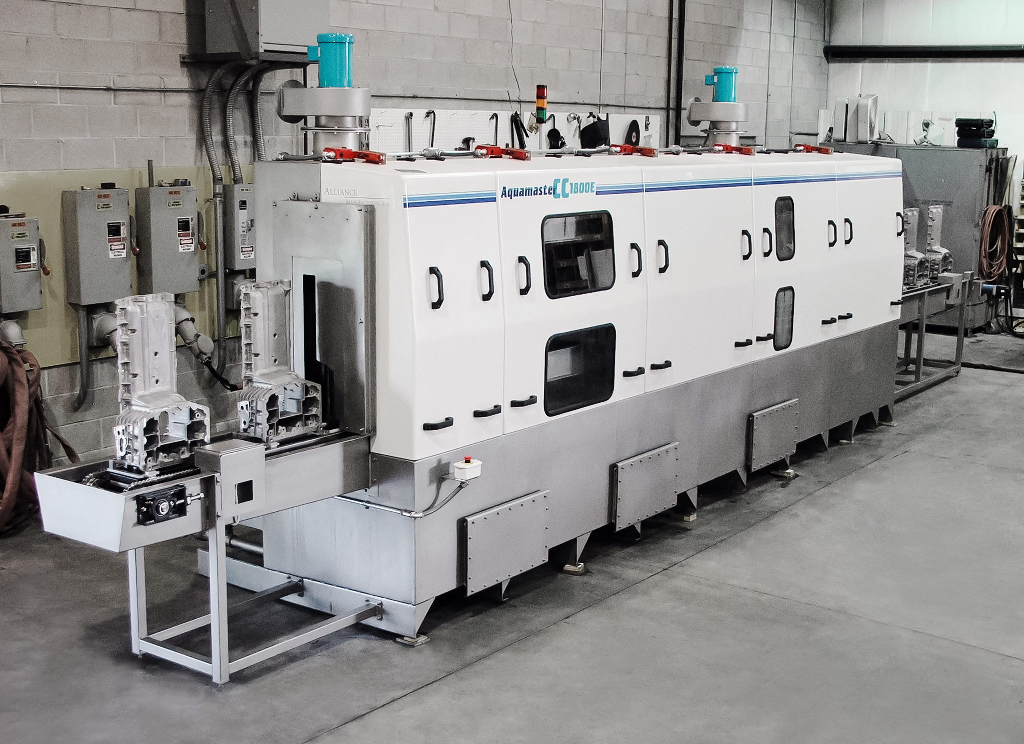 Inline part washer for large oil pans