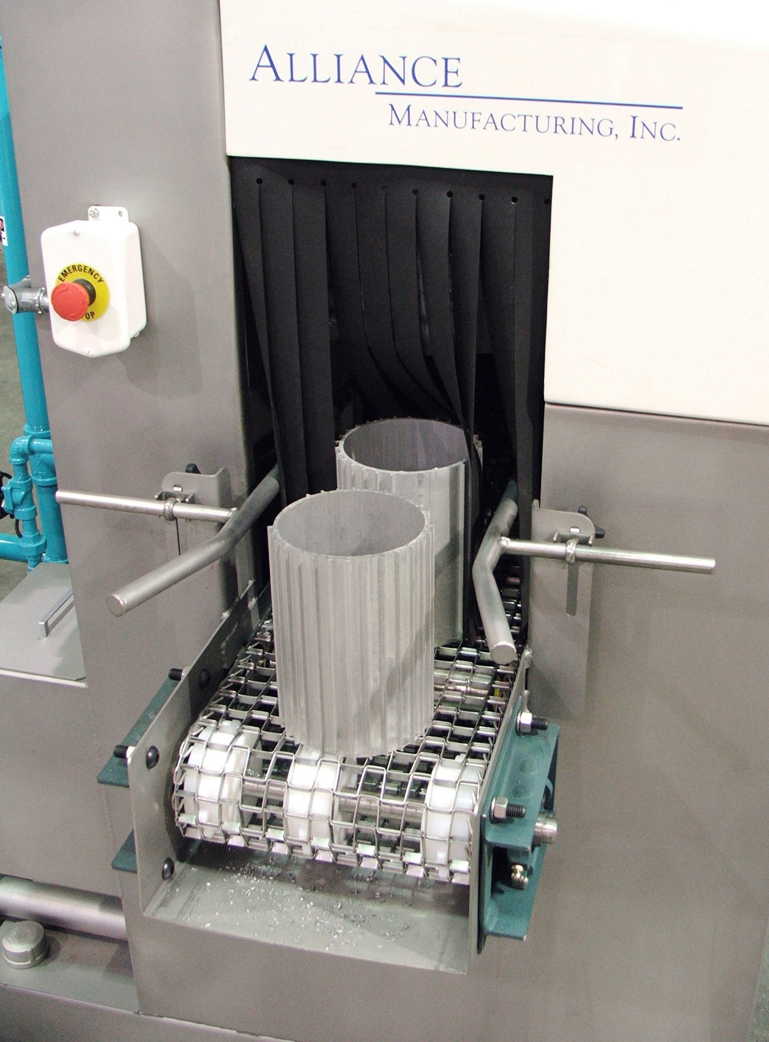 Cleaning machine for electric motor parts