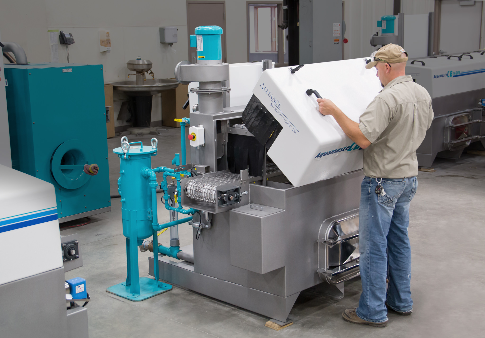 Washing system for cleaning hardened rail