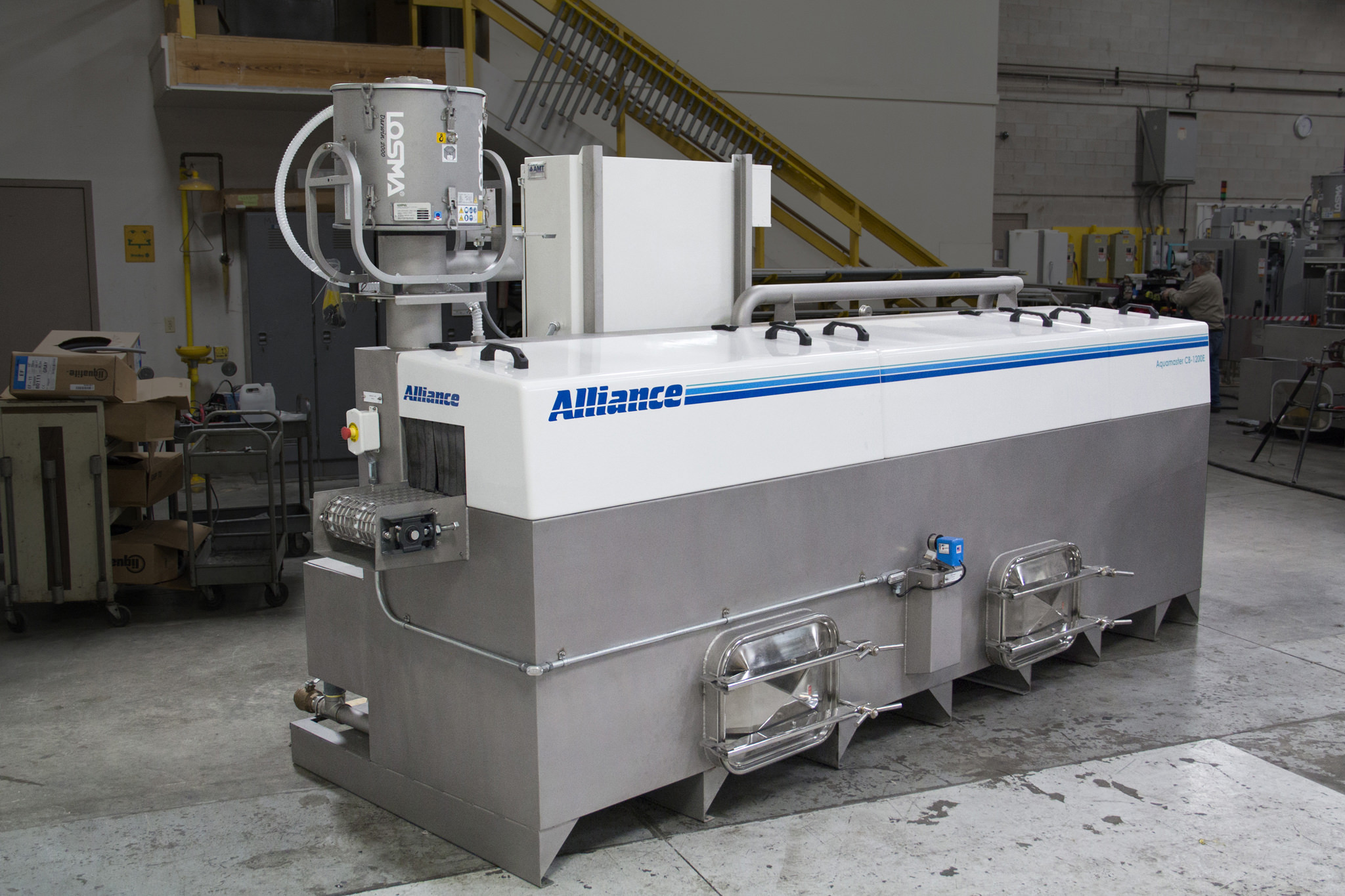 Parts washer for cleaning fine blank stampings