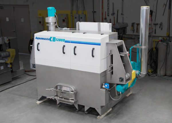 711_0031-Edit-Screened-2048 compact tray and tote washer