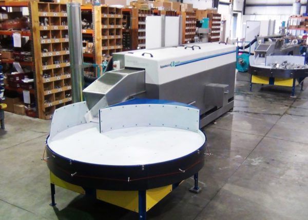 626_DSC00834-Edit-2048 parts washer with accumulating table